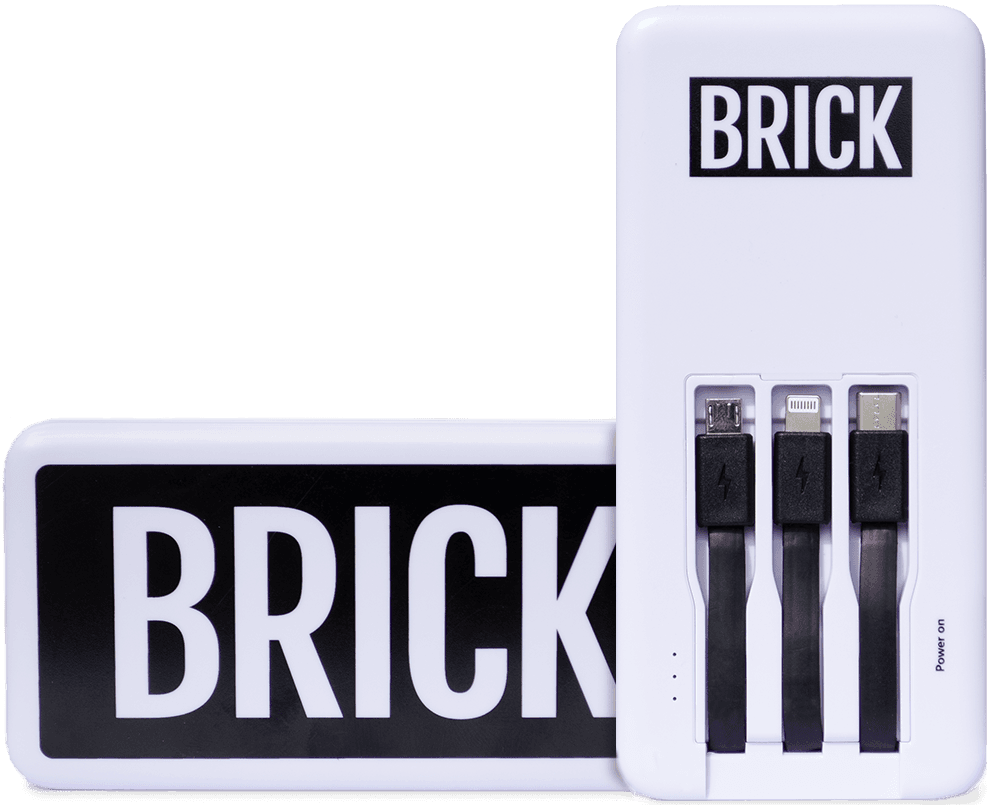 Två Brick power banks, en på sidan
